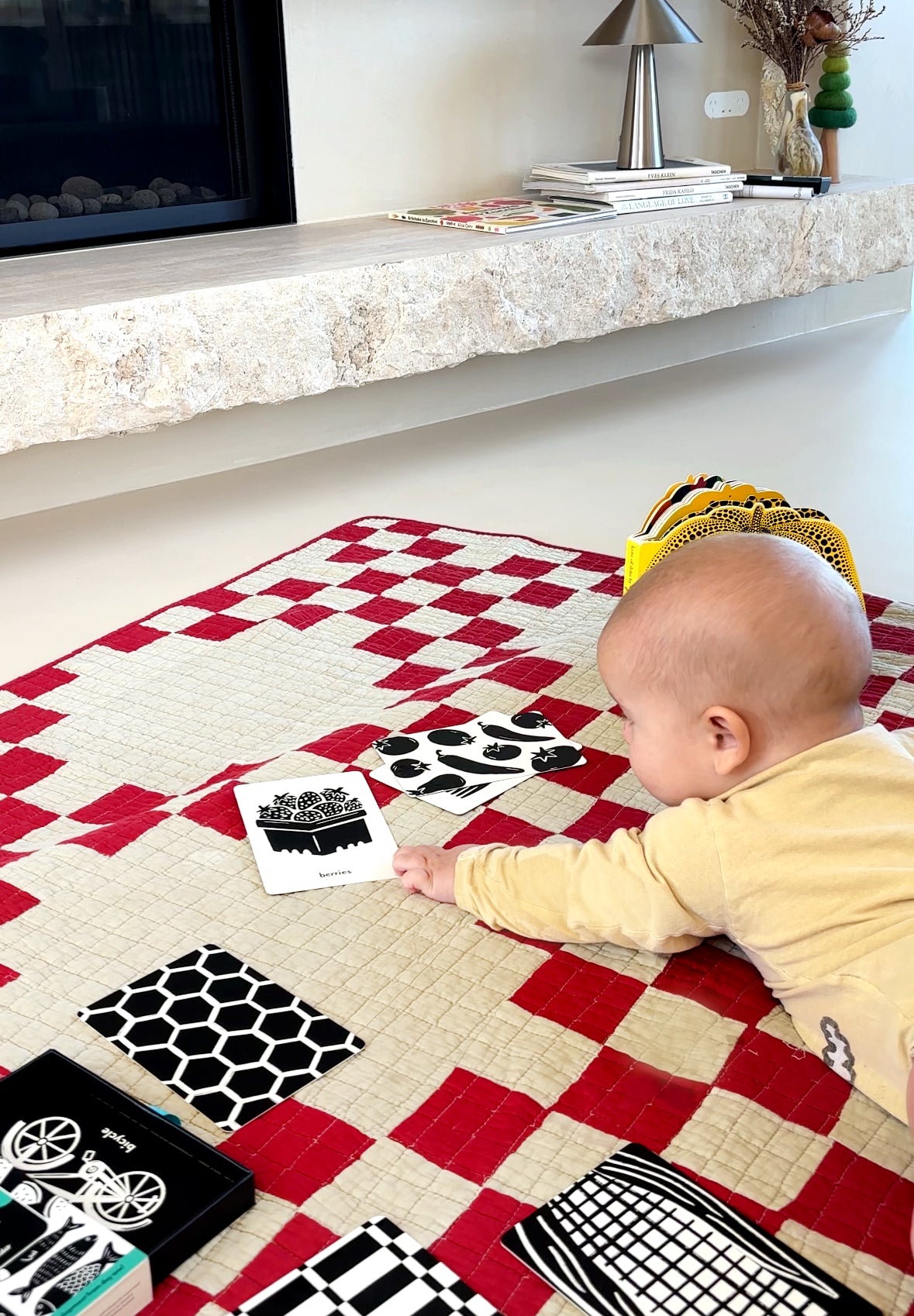 High Contrast Flashcards for Baby