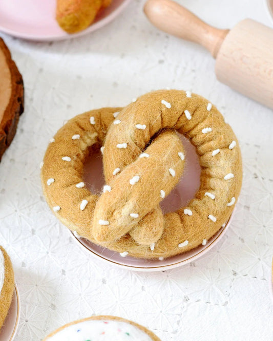 Felt Soft Pretzel - Tara Treasures