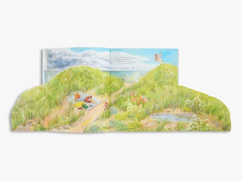 Mouse by the Sea: A Holiday in Nature